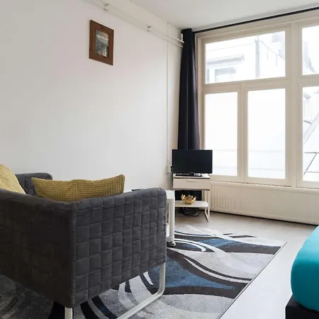 Redlight District Private Smokers Friendly Apartment
