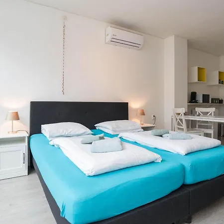 Redlight District Private Smokers Friendly Apartment Amsterdam