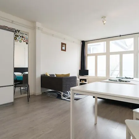 Redlight District Private Smokers Friendly Apartment