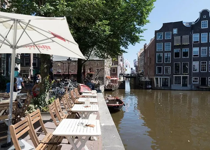 Redlight District Private Smokers Friendly Amsterdam