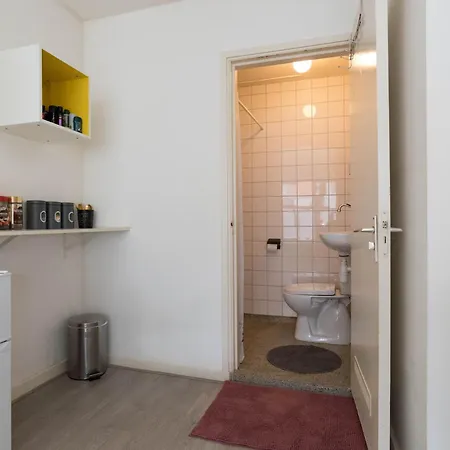 Apartment Redlight District Private Smokers Friendly